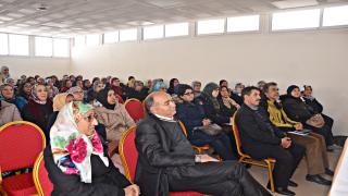 الجامعة المغربية للفلاحة تحتفي بالمرأة في يومها العالمي (ألبوم صور)