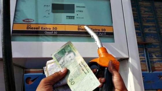 النقابة الوطنية لقطاع سيارة الأجرة تستنكر استنزاف جيوب المغاربة والسائقين بالزيادات الخيالية في المحروقات والمواد الاستهلاكية