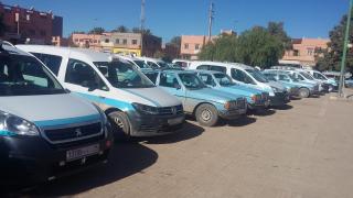 التوقيع على محضر مشترك خلال لقاء بين سلطات كلميمة وممثلي المكتب الإقليمي لسيارات الأجرة الصنف الاول