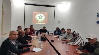 النقابة الوطنية لقطاع سيارة الأجرة تدعو وزارة الداخلية إلى التعجيل باستئناف الحوار وإعادة النظر في مقاربة إدماج القطاع في ورش الحماية الاجتماعية