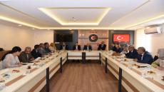 وفد الجامعة الوطنية لموظفي الجماعات المحلية يحل ضيفا على “اتحاد حقش” و”حزمت ايش”