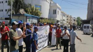 عمال النظافة بشركة ميكومار طنجة يحتجون ضد الإدارة ويطالبون بالاستجابة العاجلة لمطالبهم