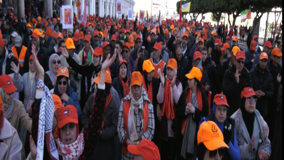 الاتحاد يشارك في مسيرة الجبهة الوطنية الرافضة لتكبيل الحق في الإضراب