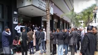 مسيروا الوكالات البريدية يحتجون بالرباط ويطالبون بالتدخل العاجل للعثماني