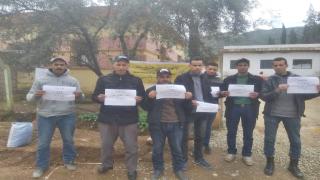 تاونات..عمال شركة يعتصمون بعد تعرض زملائهم للطرد