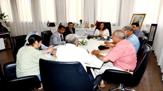 الجامعة الوطنية لموظفي الجماعات المحلية بالرباط يتدارس الملف المطلبي للشغيلة الجماعية مع رئيسة الجماعة