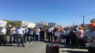 مناضلو ومناضلات الجامعة الوطنية لموظفي التعليم بسلا يحتجون ضد التراجعات عن مكتسبات الأسرة التعليمية