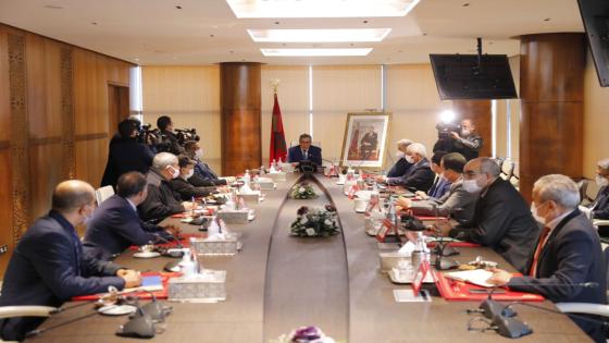 في لقاء لرئيس الحكومة مع المركزيات النقابية.. نائب الأمين العام للاتحاد يؤكد رفض ربط جواز التلقيح بولوج الموظفين لمقرات عملهم