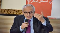 الطيب أعيس: مشروع قانون مالية 2022 تبني إجراءات غير مهيلكة على المستوى الضريبي، تفتقد لسياسة عمومية